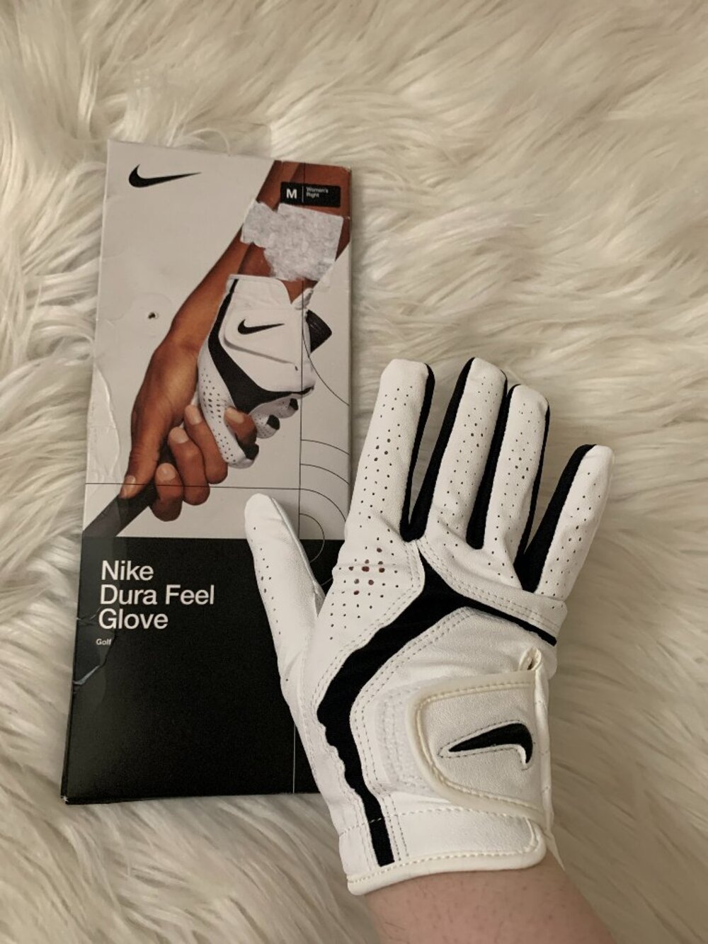 NIKE Dura Feel Golf Glove for Right Hand Sz MEDIUM